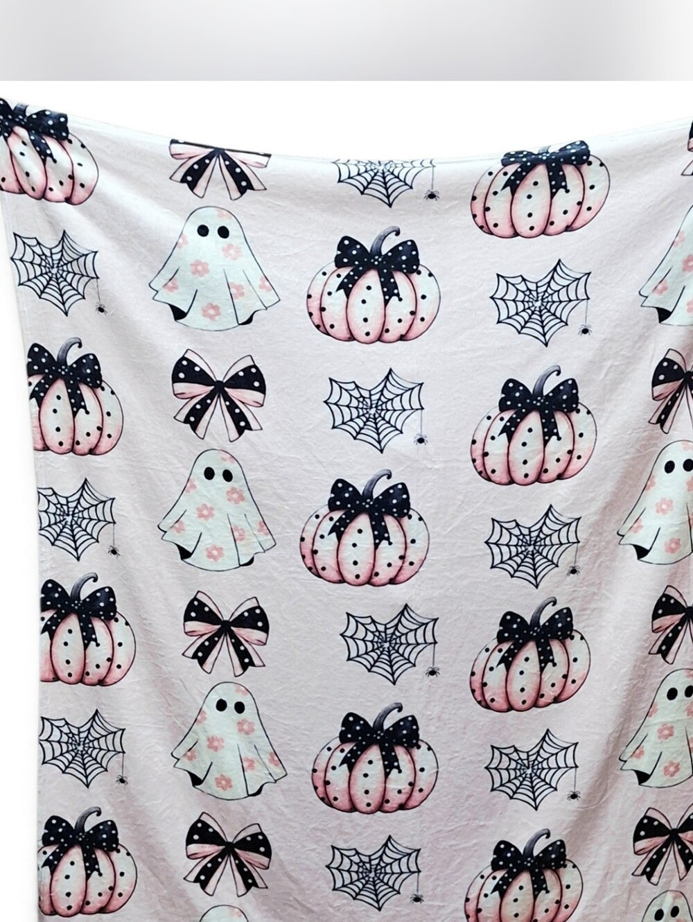 Halloween Pink Pumpkins, Ghosts, & Spider Webs Queen Plush Blanket